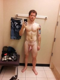 Sexy-Guy-Naked-on-Changing-Room.jpg