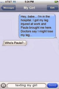 texting-my-girl-leg-paula.jpg