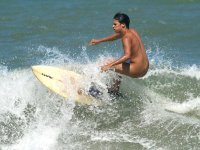 surfista-pega-onda-pelado.jpg