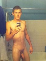 Naked-man-selfie-58.jpg