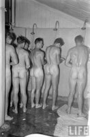 vintage-soldiers-naked-in-the-showers-3.jpg
