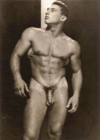 vintage-bodybuilder-charles-curtis-naked-420x581.jpg